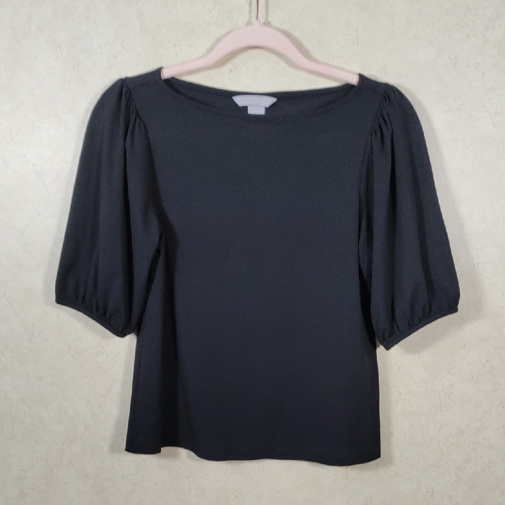 6105 H&M Black knit puffed short sleeve blouse XS
